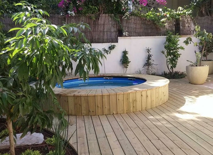 עיצוב גינות דק ועץ