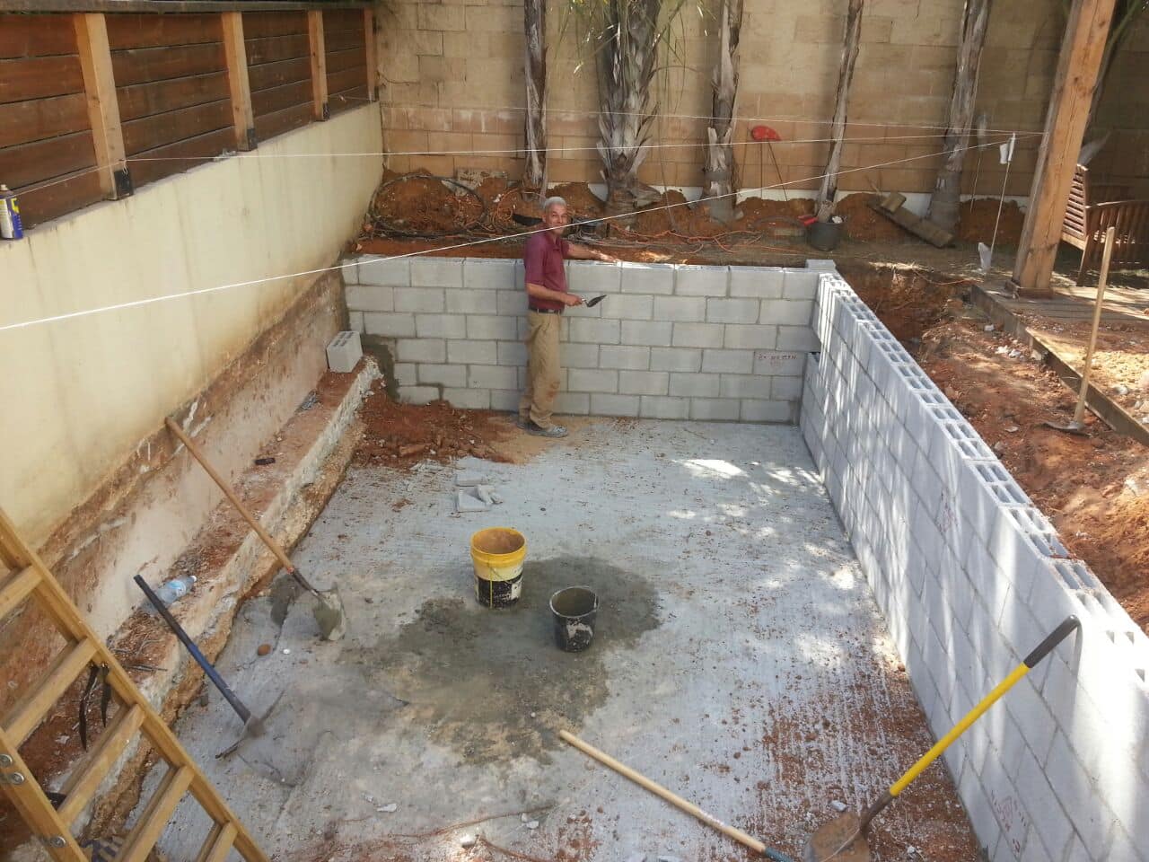 בריכה בבית דגן