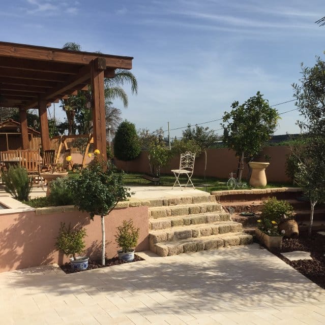 עיצוב ותכנון גינה