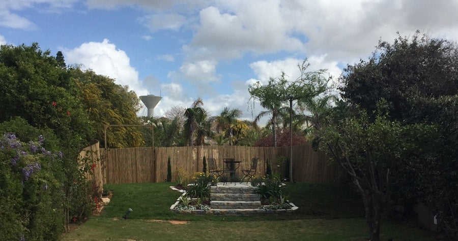 שדרוג ועיצוב גינה בקיסריה